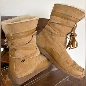 Tecnica Beige Suede Apres Ski Shearling Boots Lace up size 7-US/38-EU